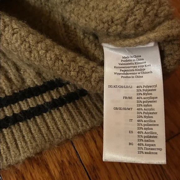 Taylor Swift Official Fearless TV cardigan size XS/S - Picture 8 of 9